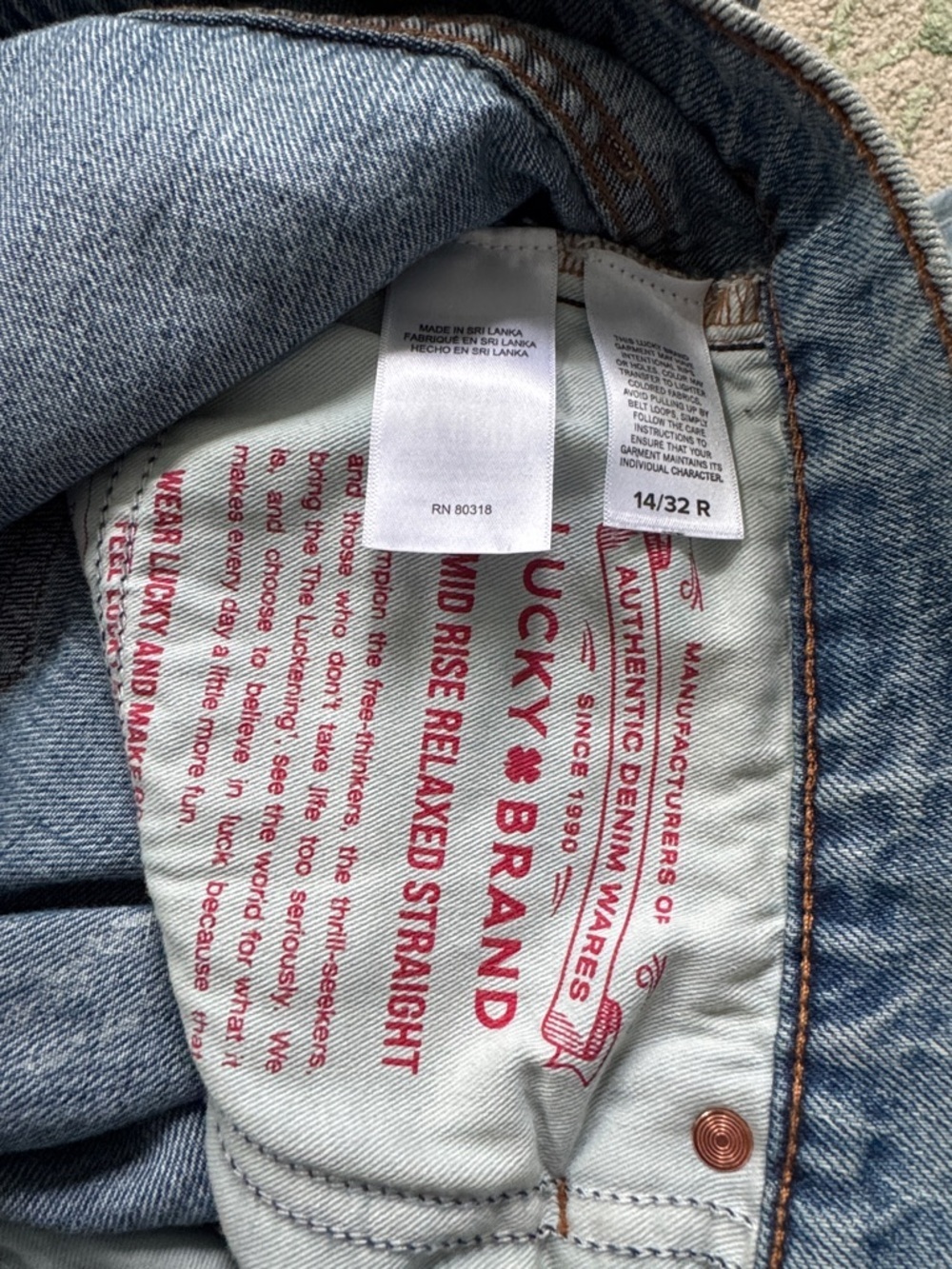 Lucky Brand boy midrise relaxed fit straight Jeans 14/32 - Picture 4 of 6